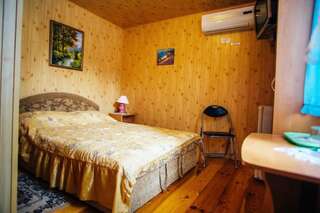 Гостиница Мрия Коктебель Небольшой двухместный номер с 1 кроватью или 2 отдельными кроватями-6